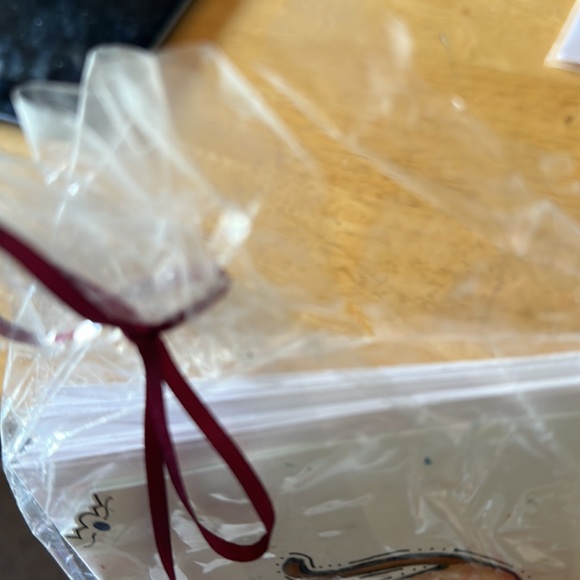 Handmade Cards - Dogs and Cats 6 cards. New in package but package has torn. - Picture 3 of 3